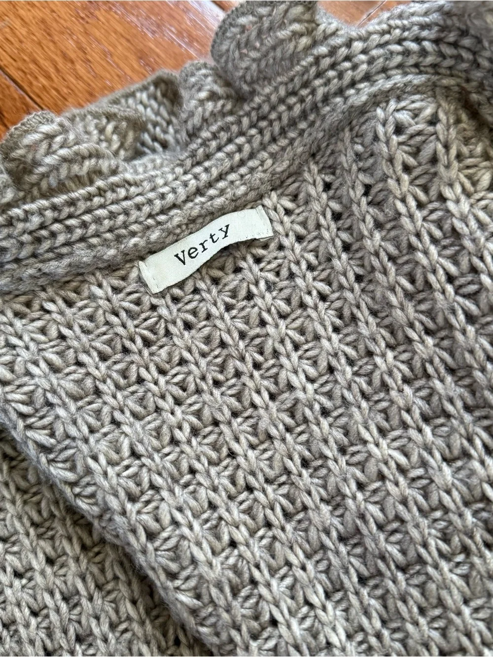 verty Ruffled Open-Front Knit Cardigan - Gray - Picture 6 of 6